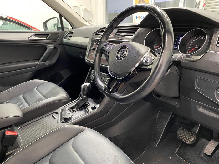 2017 Volkswagen Tiguan 132TSI Comfortline 5N MY18 Four Wheel Drive Pure White