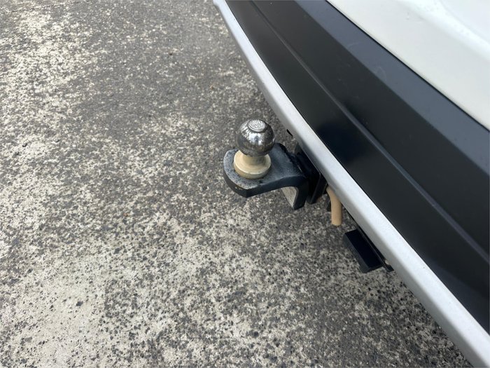 2018 MITSUBISHI OUTLANDER ES 5 SEAT (AWD)