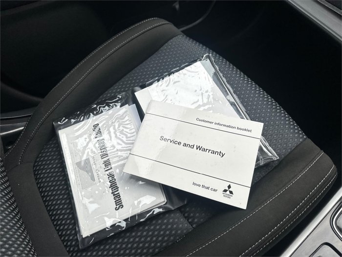 2018 MITSUBISHI OUTLANDER ES 5 SEAT (AWD)