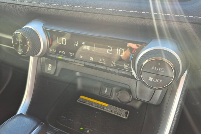 2021 Toyota RAV4 GXL