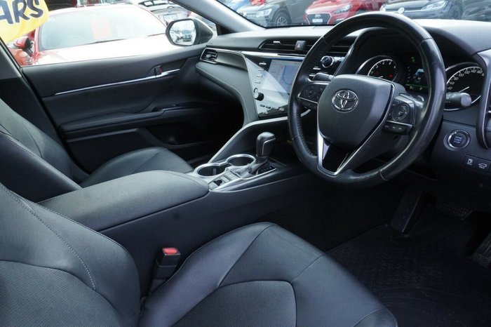 2019 Toyota Camry SX
