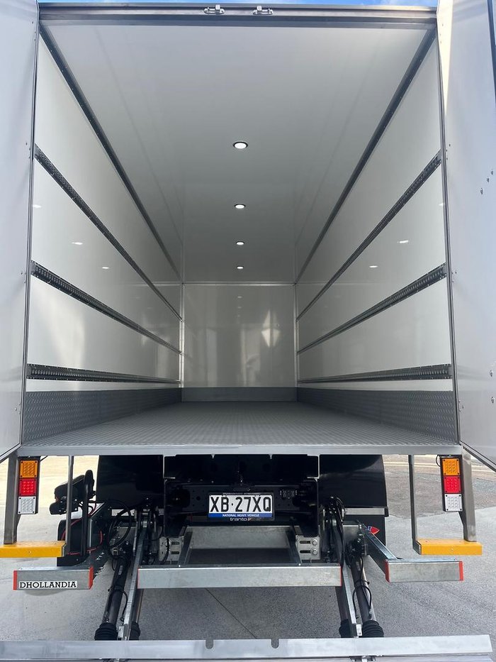 2025 Hino 500 Series FL2628 Auto White