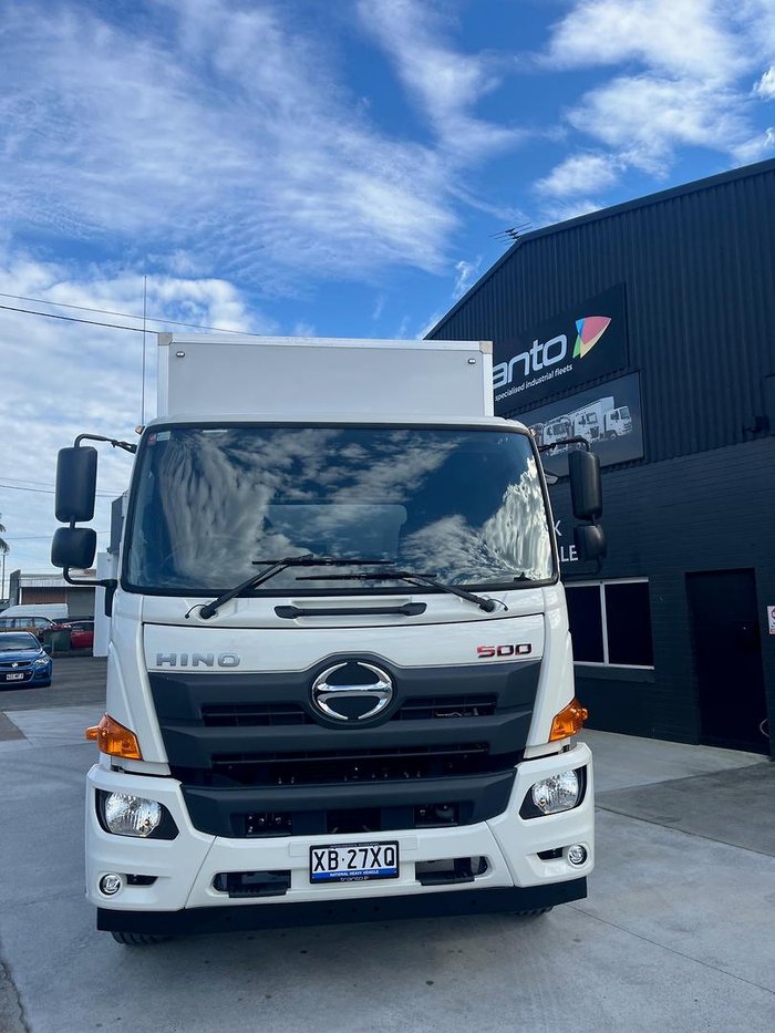 2025 Hino 500 Series FL2628 Auto White