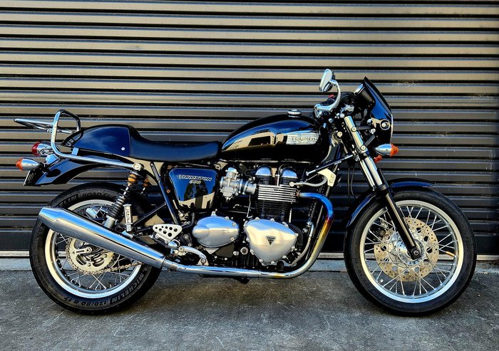 2009 Triumph Thruxton 900 Thruxton Black
