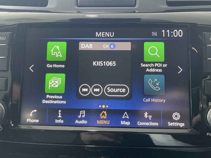 2021 Nissan Navara ST-X