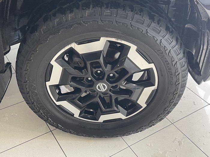 2021 Nissan Navara ST-X