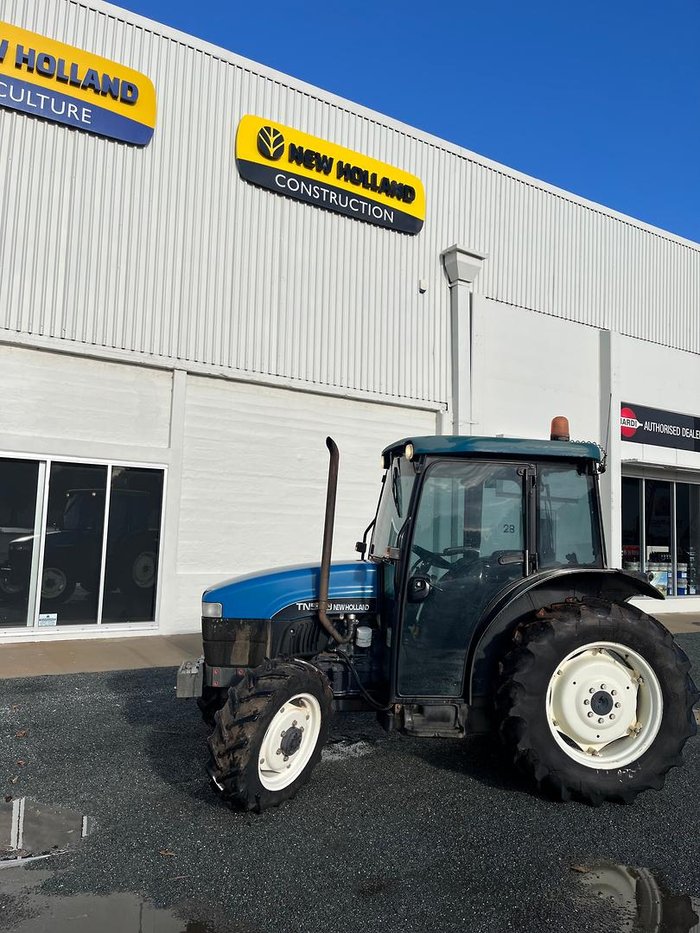 2002 New Holland Tn55d