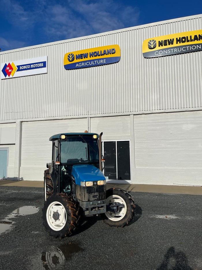 2002 New Holland Tn55d