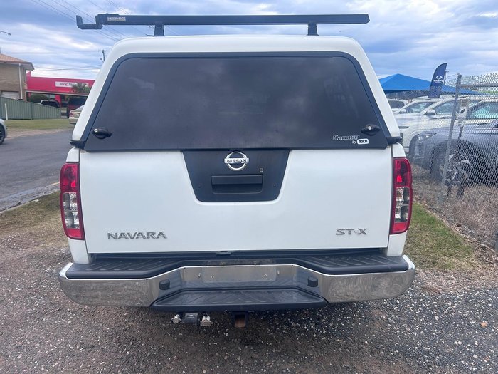 2012 Nissan Navara ST-X
