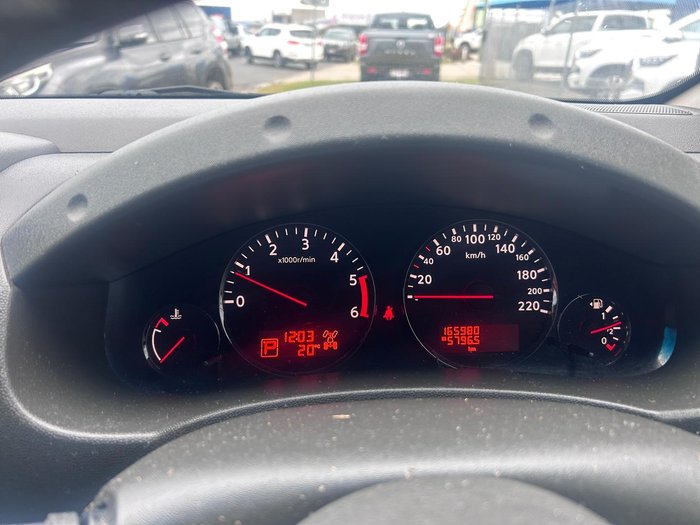 2012 Nissan Navara ST-X