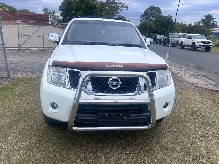 2012 Nissan Navara ST-X