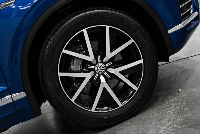 2019 Volkswagen Touareg 190TDI Launch Edition