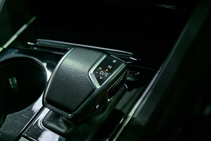 2019 Volkswagen Touareg 190TDI Launch Edition