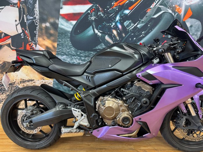2020 Honda CBR650R PURPLE/BLACK