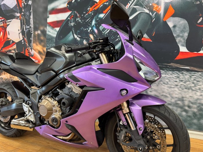 2020 Honda CBR650R PURPLE/BLACK