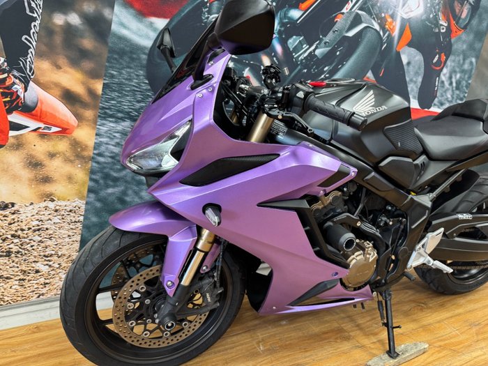2020 Honda CBR650R PURPLE/BLACK