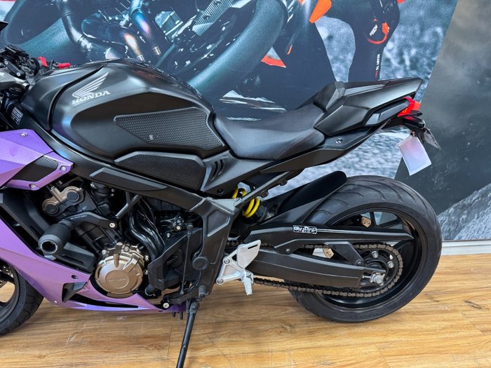 2020 Honda CBR650R PURPLE/BLACK