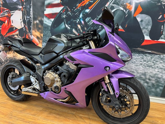 2020 Honda CBR650R PURPLE/BLACK