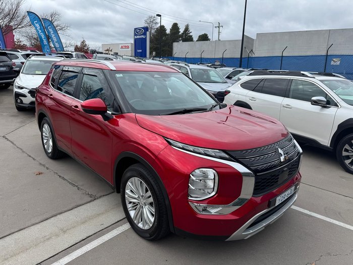 2022 Mitsubishi Outlander LS