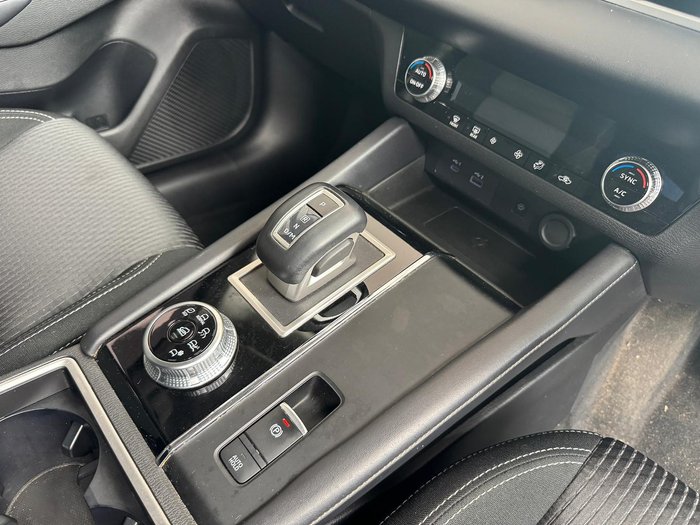 2022 Mitsubishi Outlander LS