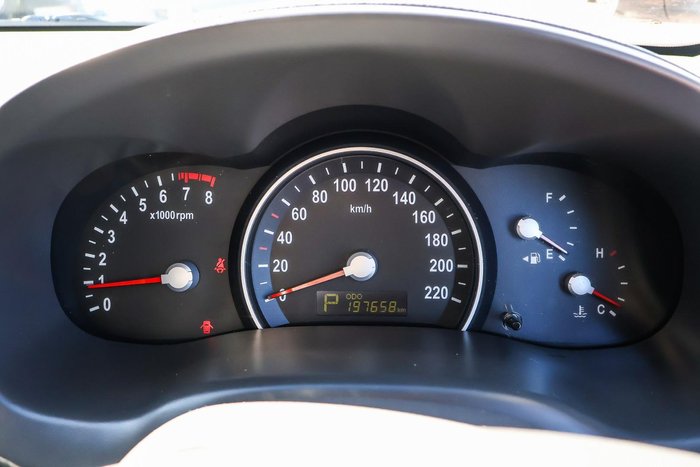 2011 Kia Grand Carnival Platinum