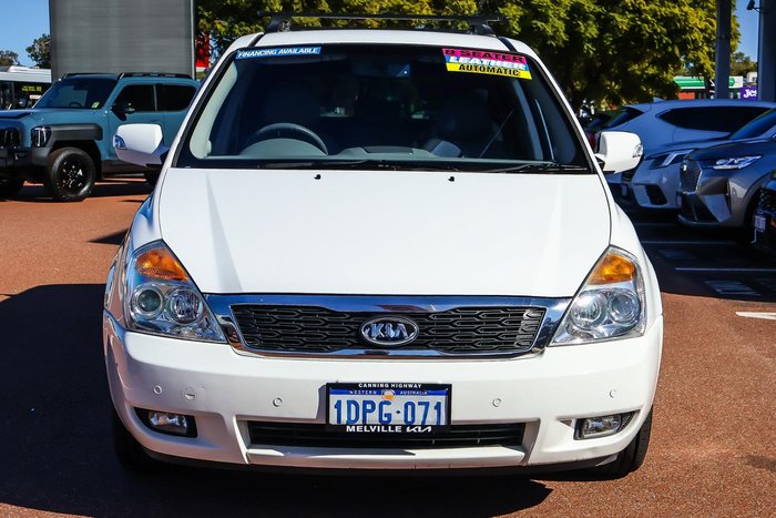 2011 Kia Grand Carnival Platinum