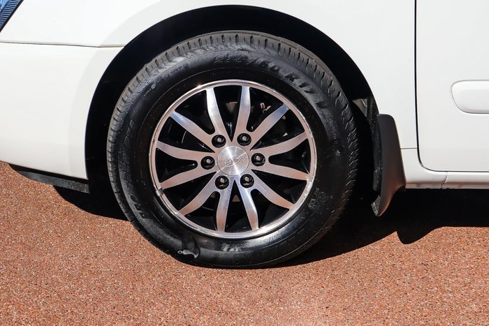 2011 Kia Grand Carnival Platinum