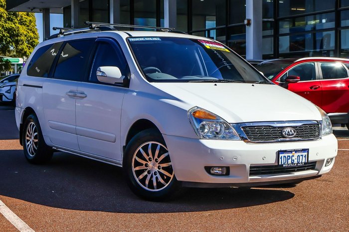 2011 Kia Grand Carnival Platinum