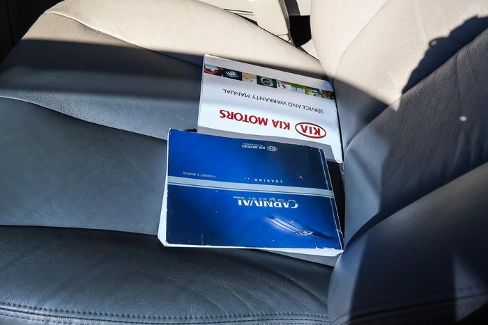 2011 Kia Grand Carnival Platinum
