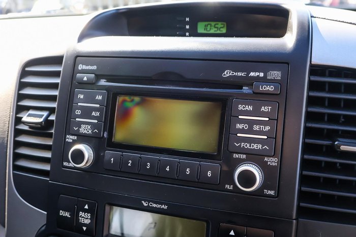 2011 Kia Grand Carnival Platinum