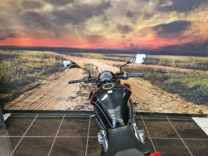2018 Kawasaki ZR 900 RED