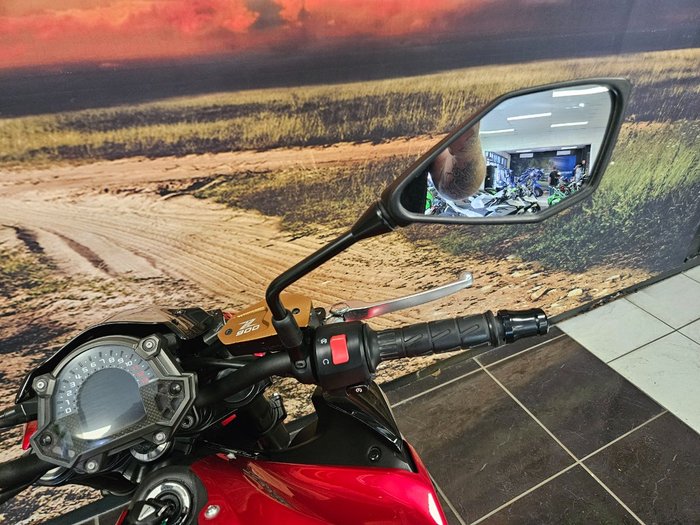 2018 Kawasaki ZR 900 RED