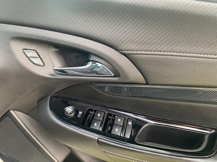 2017 Holden Commodore SV6