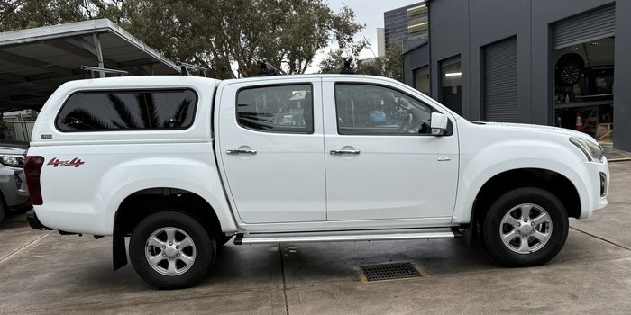 2018 Isuzu D-MAX LS-M