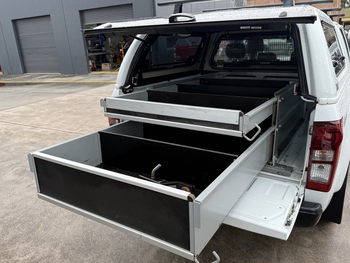 2018 Isuzu D-MAX LS-M