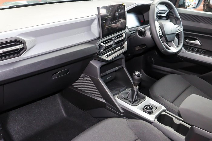 2025 Renault Duster Evolution