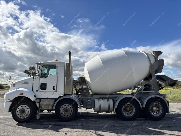2011 Kenworth T359 T359 8x4 White