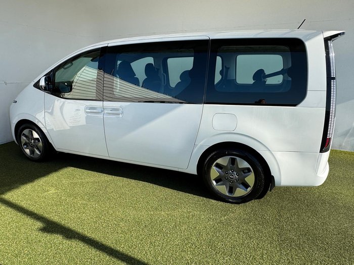 2022 Hyundai STARIA