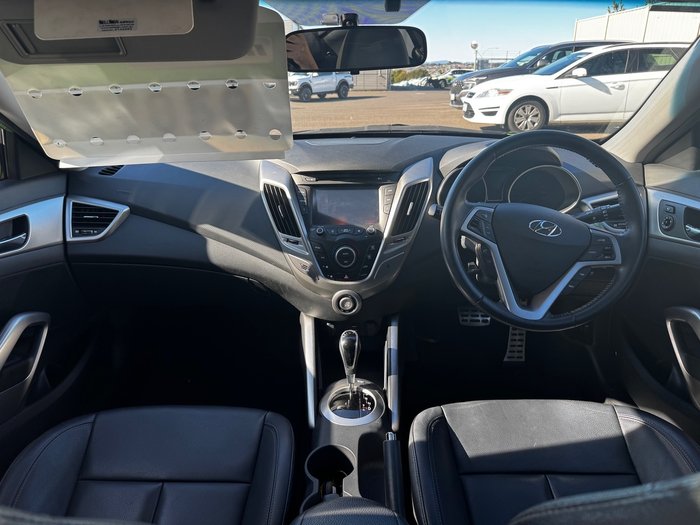 2014 Hyundai Veloster + Coupe D-CT