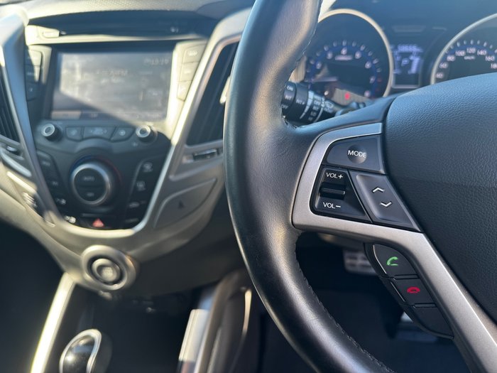 2014 Hyundai Veloster + Coupe D-CT