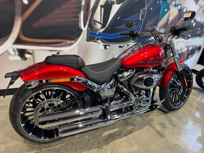 2025 Harley-Davidson Breakout 117 (FXBR) Softail Red