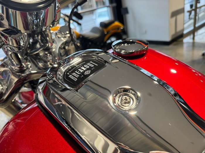 2025 Harley-Davidson Breakout 117 (FXBR) Softail Red