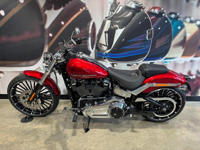 2025 Harley-Davidson Breakout 117 (FXBR) Softail Red
