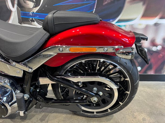 2025 Harley-Davidson Breakout 117 (FXBR) Softail Red