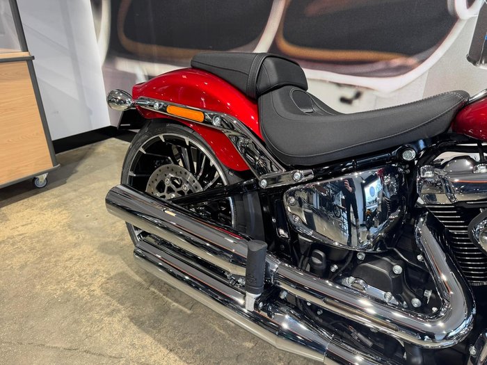 2025 Harley-Davidson Breakout 117 (FXBR) Softail Red