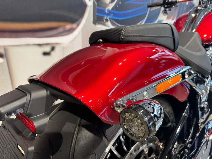 2025 Harley-Davidson Breakout 117 (FXBR) Softail Red