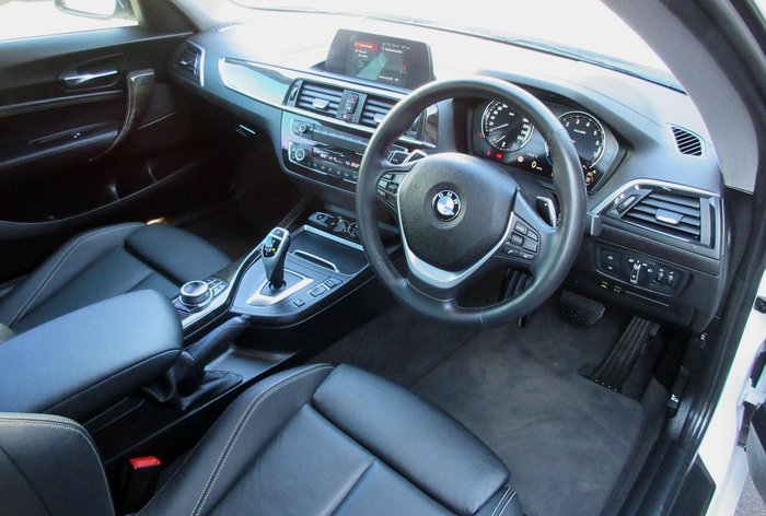2020 BMW 2 Series 220i Luxury Line