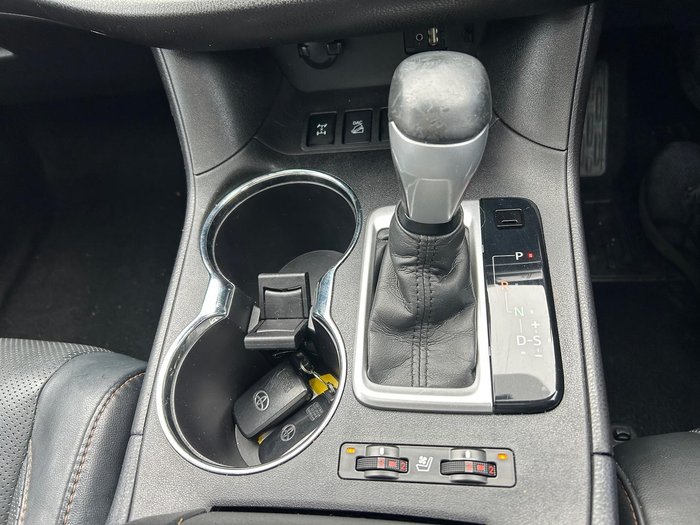 2016 Toyota Kluger Grande