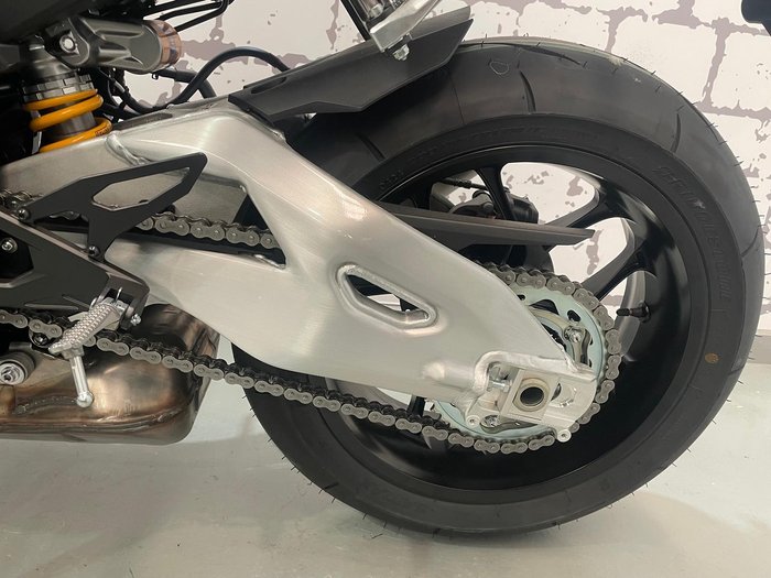 2024 Yamaha YZF-R1M R1 Black