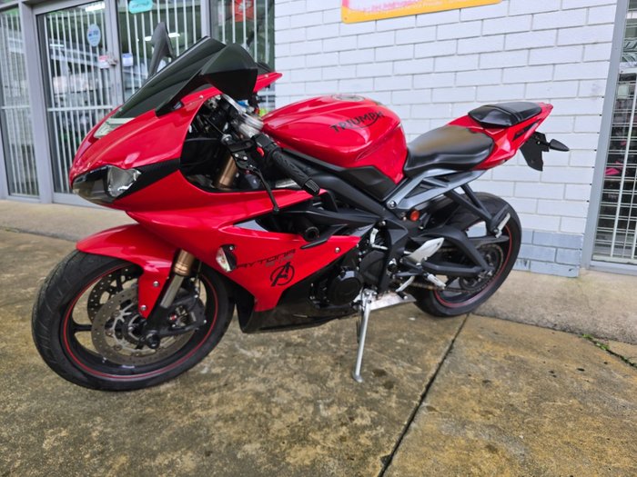 2015 Triumph DAYTONA 675 Red